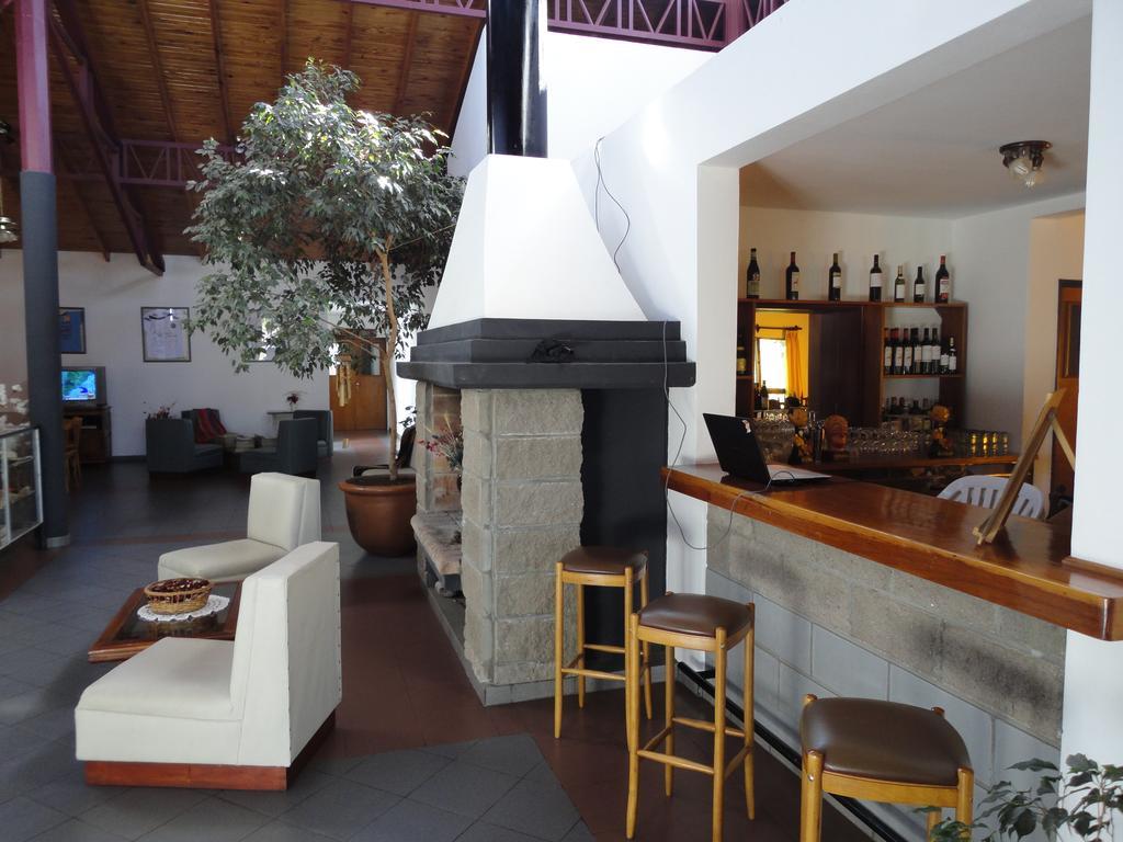 Hotel Lujan Лухан Экстерьер фото