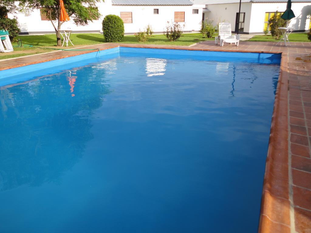 Hotel Lujan Лухан Экстерьер фото